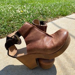 Free People Amber Orchard Cognac Leather Clogs